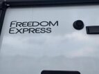 Thumbnail Photo 6 for New 2022 Coachmen Freedom Express 29SE